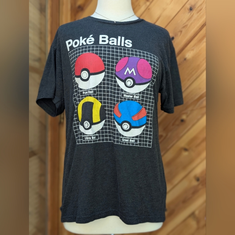 Pokemon Poké Balls Graphic Tee - Black
